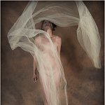 Mirabelle au voile II